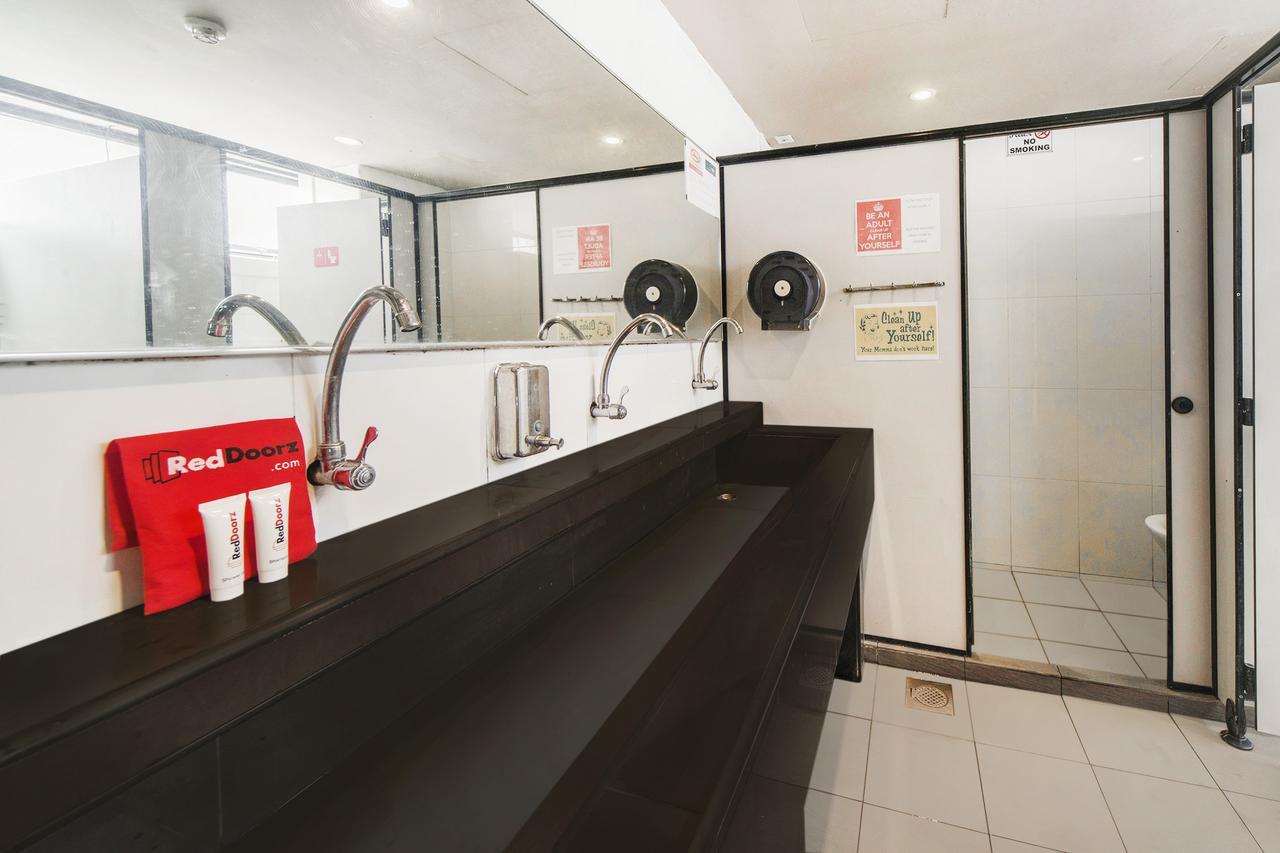 Reddoorz Hostel @ Jalan Besar Singapur Exterior foto